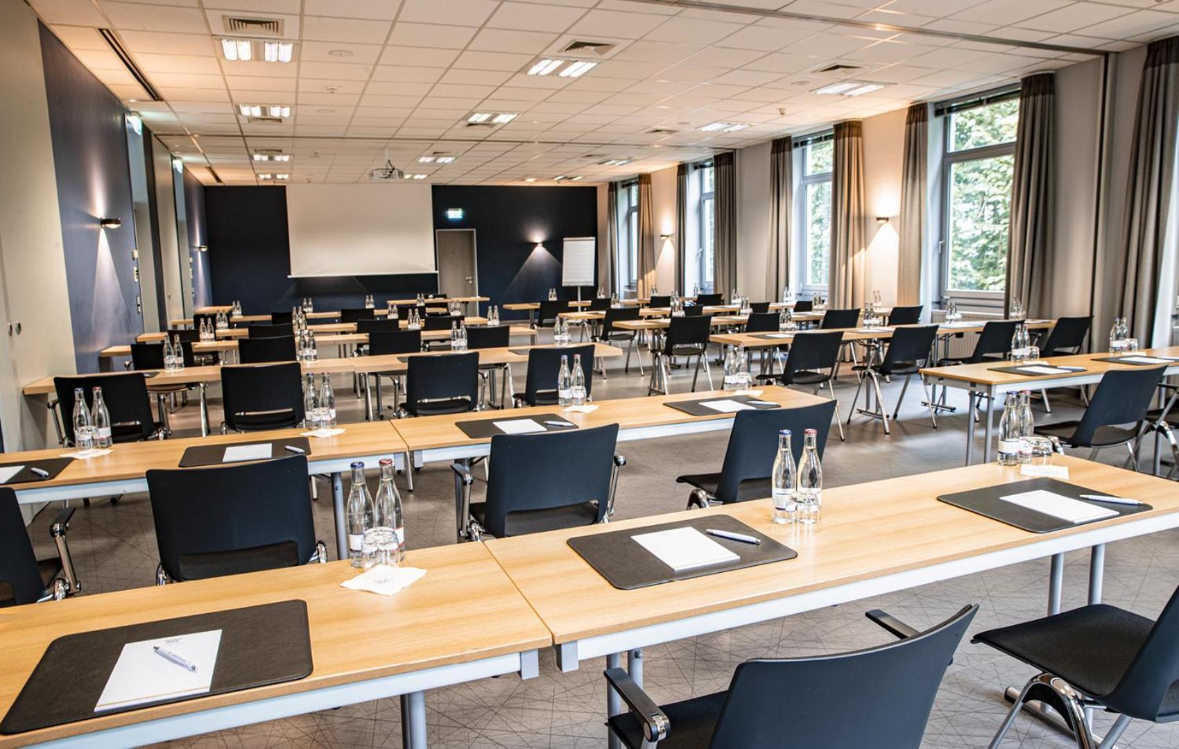 Median Hotel Hannover Лерте Екстериор снимка