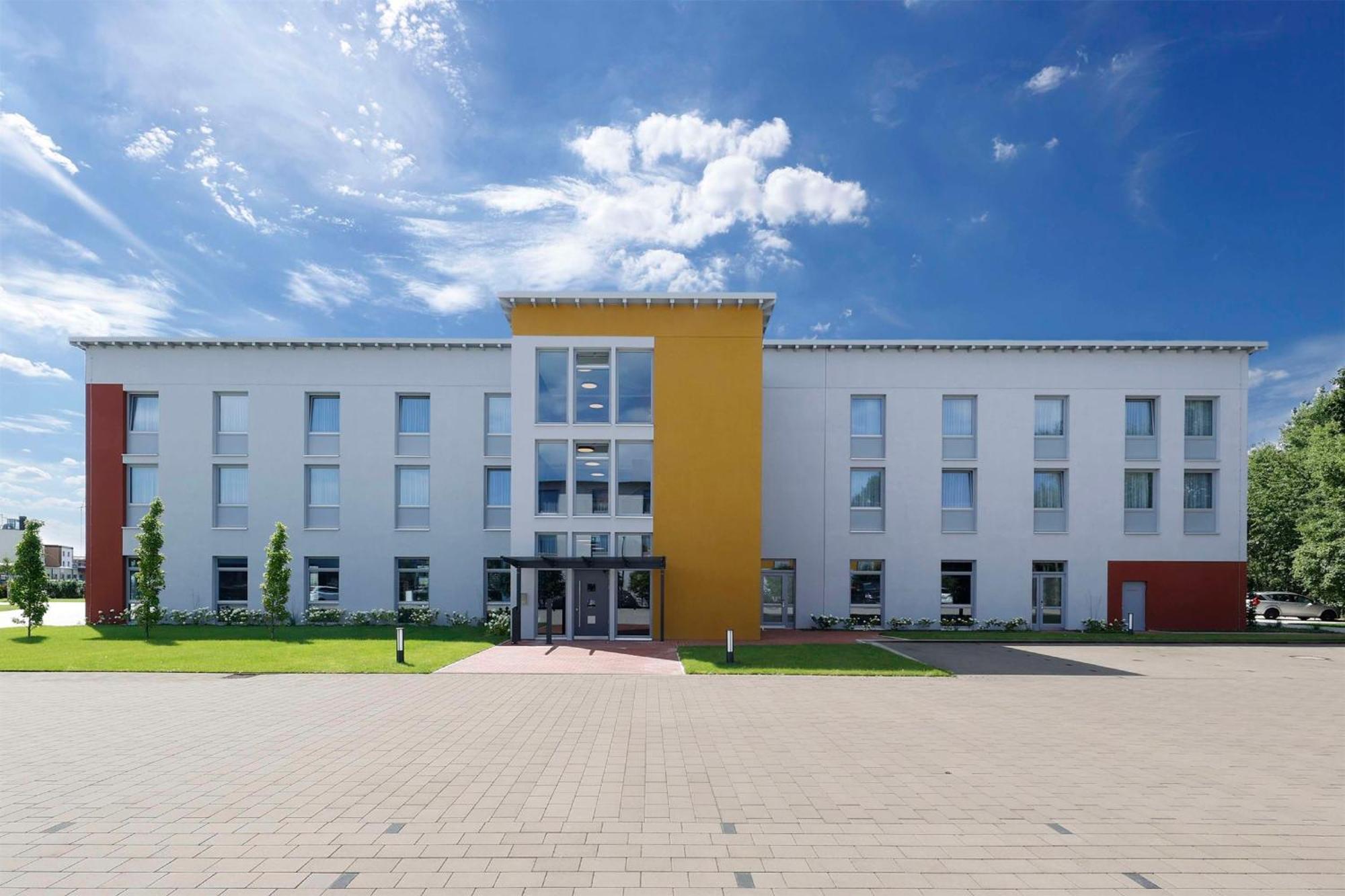 Median Hotel Hannover Лерте Екстериор снимка
